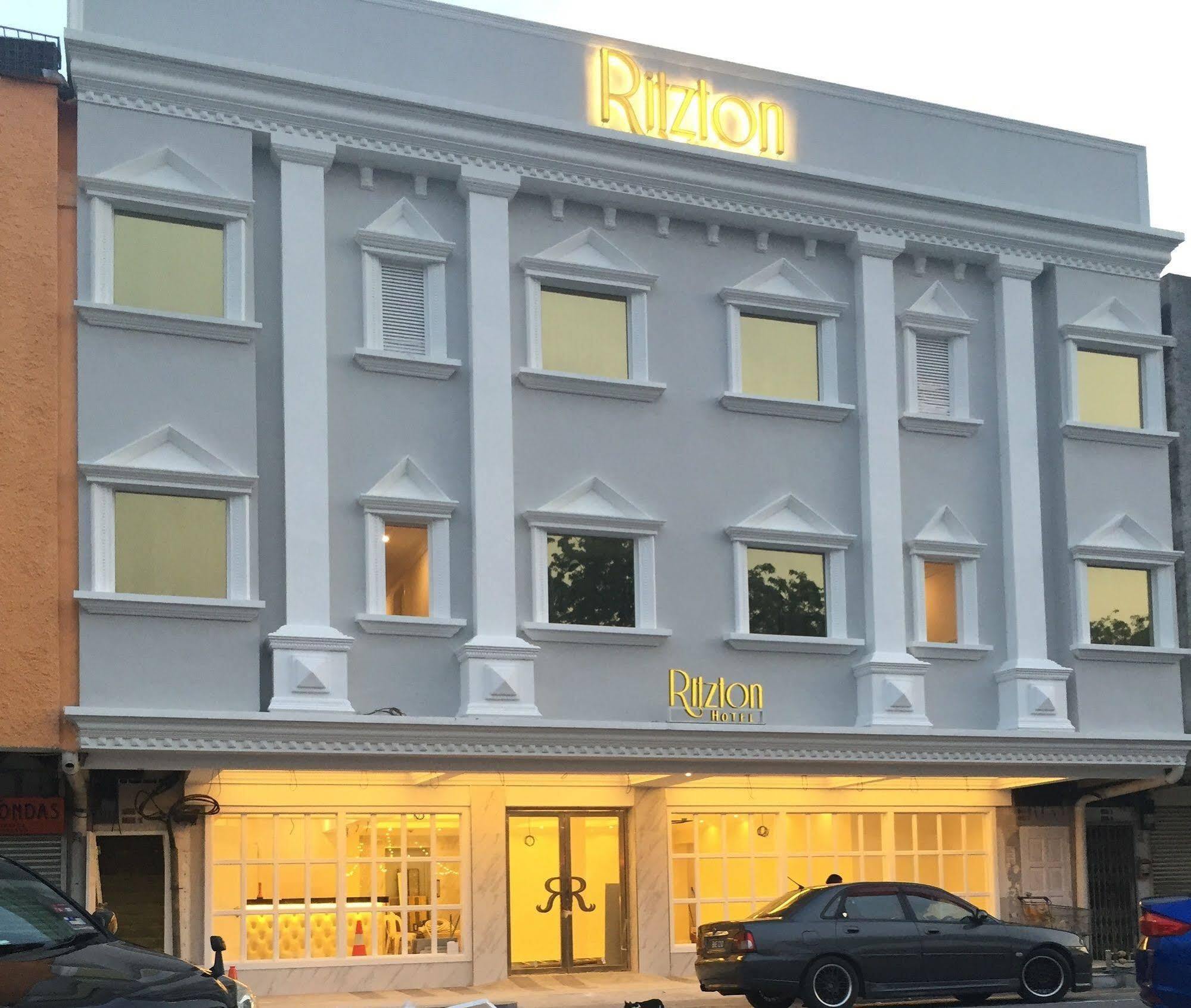 Ritzton Hotel Джохор-Бару Екстер'єр фото